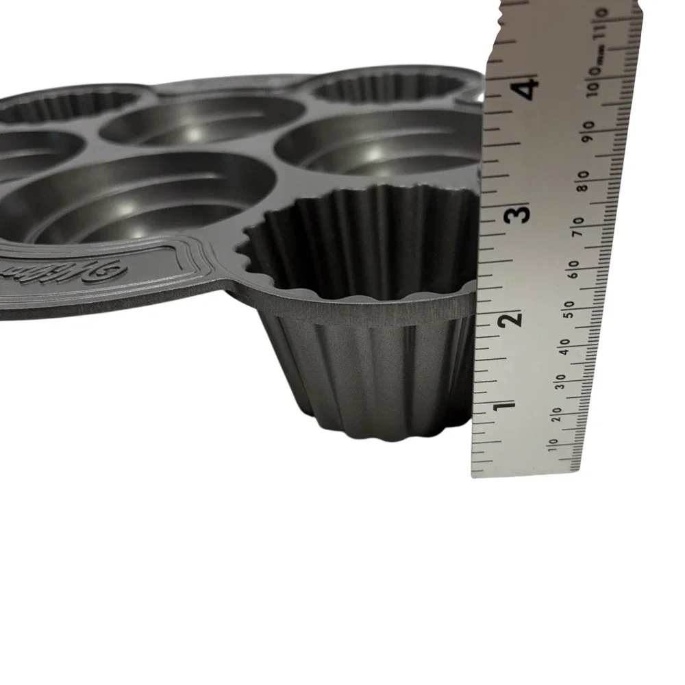 Wilton 8 Cavity Non-Stick Swirl and Fluted Muffin Cupcake Pan Gray Steel NEW